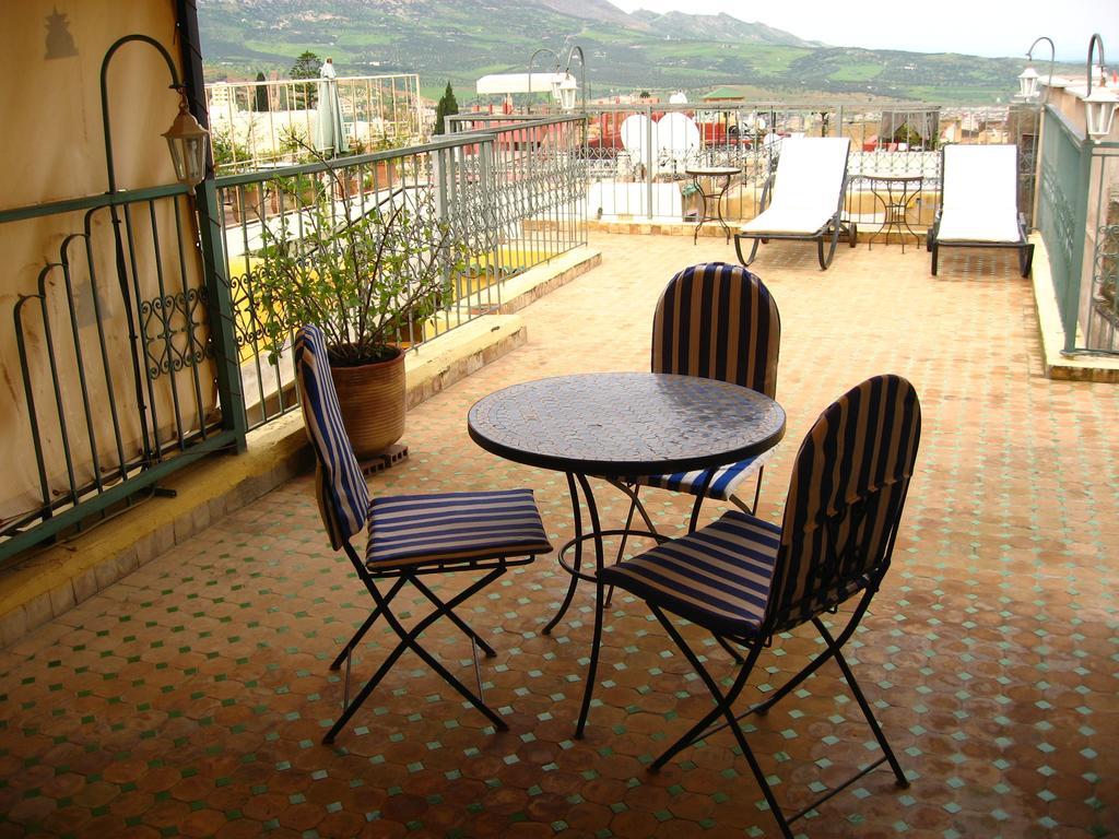 Hotel Riad Dar Cordoba Fez Exterior foto